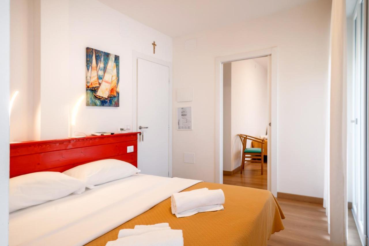 Hotel Royal Garni Caorle Exterior photo